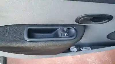 Sloopvoertuig renault clio iii 1.5 dci diesel cat van het jaar 2006 aangedreven k9kt7