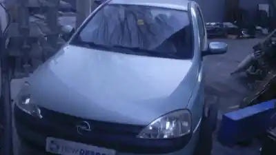 Здавання транспортного засобу opel corsa c comfort року 2001 потужний z14xe