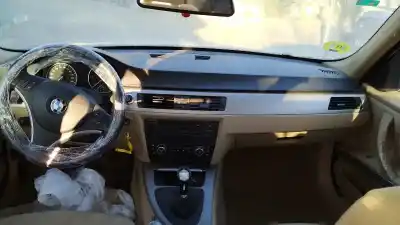 Veículo de Sucata bmw serie 3 berlina (e90) 320d do ano 2007 alimentado 204d4