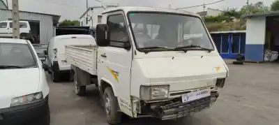 Sloopvoertuig NISSAN TRADE 2.0 50 KW van het jaar 1995 aangedreven LD20