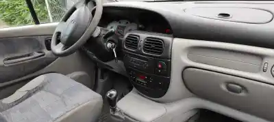 Здавання транспортного засобу renault scenic rx4 (ja0) 1.9 dci sportway року 2001 потужний f9qk7