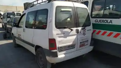 Sloopvoertuig peugeot partner (s2) combiespace pack cd van het jaar 2005 aangedreven rhydw10td