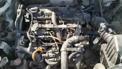 Sloopvoertuig peugeot partner (s2) combiespace pack cd van het jaar 2005 aangedreven rhydw10td