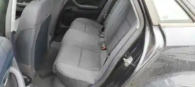 Veicolo di demolizione audi a4 berlina (8e) 2.0 20v cat (alt) dell'anno 2001 alimentato alt