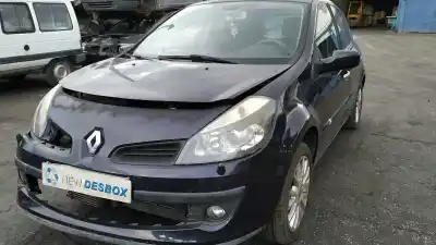 Veículo de Sucata renault clio iii 1.5 dci diesel do ano 2007 alimentado k9k n7