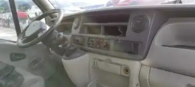 Sloopvoertuig nissan interstar mod. 04 (x70) 2.5 dci diesel cat van het jaar 2003 aangedreven g9u