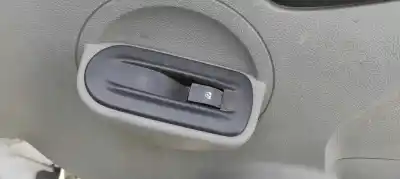 Sloopvoertuig nissan interstar mod. 04 (x70) 2.5 dci diesel cat van het jaar 2003 aangedreven g9u