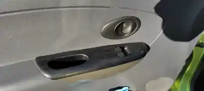 Veículo de Sucata daewoo matiz cd do ano 2002 alimentado f8cv