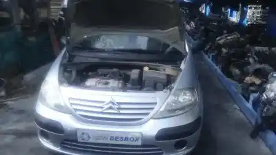 Veicolo di demolizione citroen                                            c3 pluriel                                                                                                                                                                                                                                                 1.4                                                                                                                                                                                                                                                        dell'anno 2003 alimentato kfvtu3jp