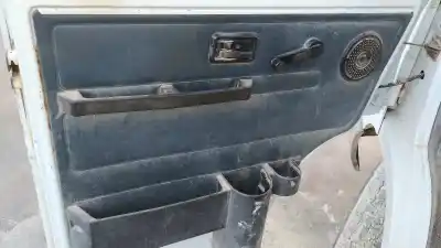 Véhicule à la ferraille renault trafic furgón (txx) 2.1 d de l'année 1997 alimenté j8s