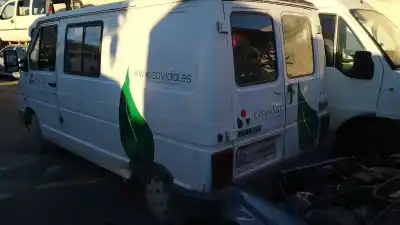 Véhicule à la ferraille renault trafic furgón (txx) 2.1 d de l'année 1997 alimenté j8s