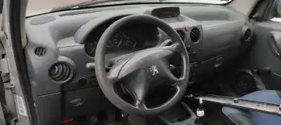 Veículo de Sucata peugeot partner (s2) combi pro do ano 2003 alimentado wjydw8b