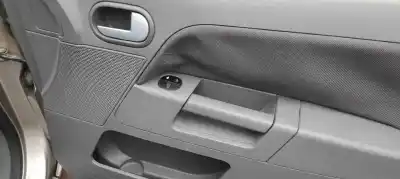 Здавання транспортного засобу ford fusion (cbk) + року 2003 потужний fxjb