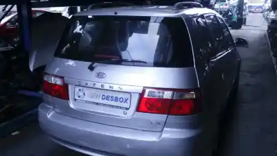 Veículo de Sucata kia carens 2.0 crdi ex monovolumen do ano 2005 alimentado d4ea