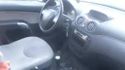 Veicolo di demolizione citroen c3 1.4 hdi cool dell'anno 2004 alimentato 8hxdv4td