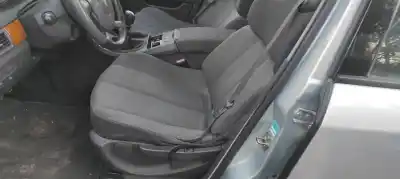 Scrapping Vehicle renault vel satis (bj0) expression of the year 2003 powered g9t d7