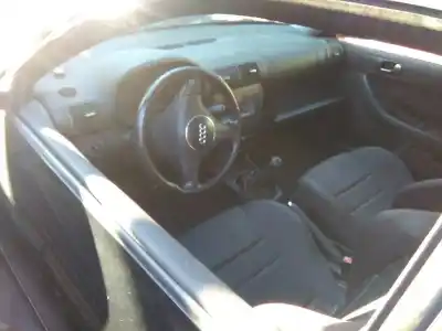 Здавання транспортного засобу audi a3 (8l) 1.6 ambiente року 2001 потужний avu