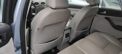 Veículo de Sucata ford focus berlina (cap) ambiente (d) do ano 2006 alimentado g8db