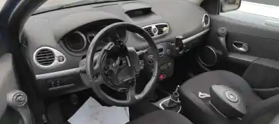 Scrapping Vehicle renault clio iii imusic confort dynamique of the year 2006 powered k4jg7