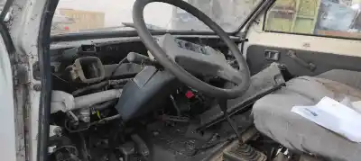 Sloopvoertuig nissan trade 2.8 diesel van het jaar 1994 aangedreven a428