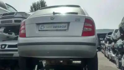 Veículo de Sucata skoda fabia (6y2/6y3) attractive do ano 2002 alimentado asy