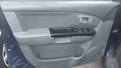 Veículo de Sucata kia carens 2.0 turbodiesel cat do ano 2003 alimentado d4ea