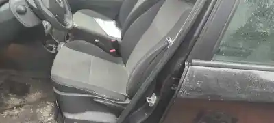 Véhicule à la ferraille renault grand modus authentique de l'année 2009 alimenté k9kt7