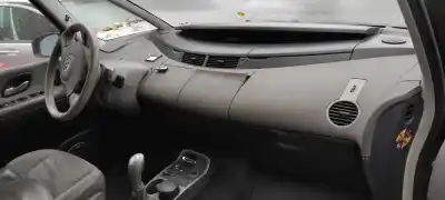 Здавання транспортного засобу renault espace iv (jk0) grand espace initiale року 2005 потужний p9x701