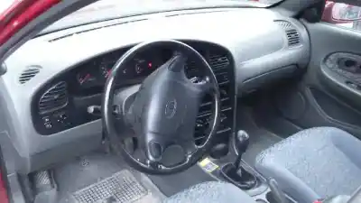 Veicolo di demolizione kia shuma 1.8 cat dell'anno 1999 alimentato te