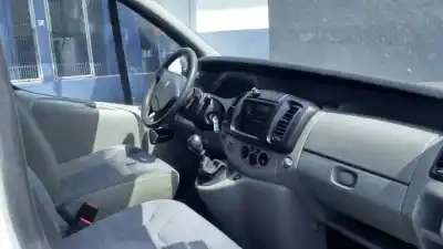 Veículo de Sucata renault trafic combi (ab 4.01) 1.9 diesel do ano 2007 alimentado f9qu7