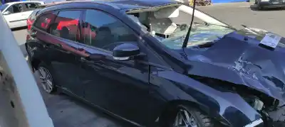 Veículo de Sucata ford focus turn. titanium do ano 2017 alimentado xwdd