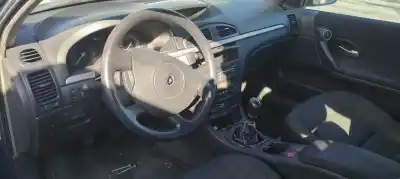 Здавання транспортного засобу renault laguna ii (bg0) confort authentique року 2002 потужний f9qd6