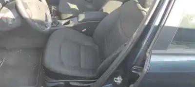 Здавання транспортного засобу renault laguna ii (bg0) confort authentique року 2002 потужний f9qd6