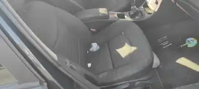 Здавання транспортного засобу renault laguna ii (bg0) confort authentique року 2002 потужний f9qd6