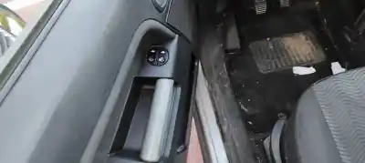 Здавання транспортного засобу ford fusion (cbk) ambiente року 2006 потужний f6ja