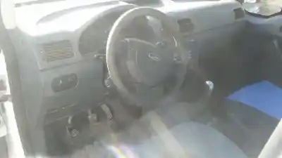 Veículo de Sucata ford tourneo connect (tc7) 1.8 tdci cat do ano 2007 alimentado r2pa