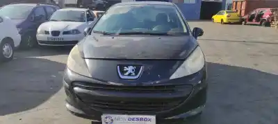 Vehicul casat peugeot 207 confort al anului 2006 alimentat 8hz
