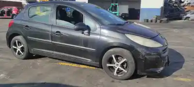 Vehicul casat peugeot 207 confort al anului 2006 alimentat 8hz