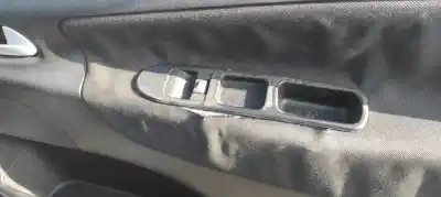 Vehicul casat peugeot 207 confort al anului 2006 alimentat 8hz