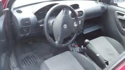 Veicolo di demolizione opel corsa c essentia dell'anno 2005 alimentato z13dt