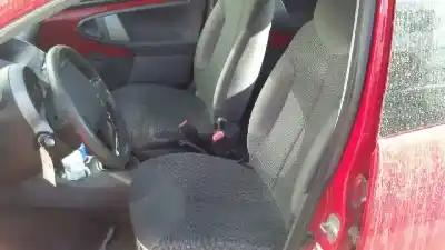 Veículo de Sucata peugeot 107 1.0 cat (384f) do ano 2005 alimentado 1kr384f