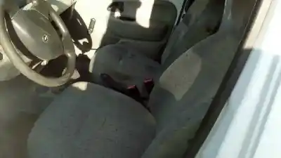 Здавання транспортного засобу renault kangoo (f/kc0) 1.5 dci diesel 82 cv / 60 kw року 2004 потужний k9k b7