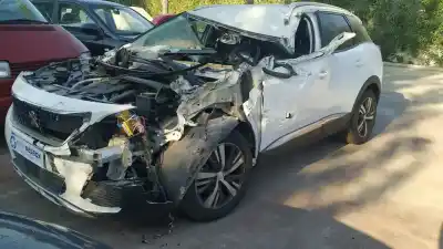 Veículo de Sucata peugeot 3008 allure do ano 2018 alimentado yh01