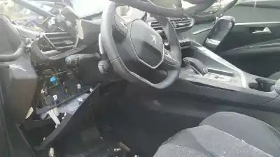 Veículo de Sucata peugeot 3008 allure do ano 2018 alimentado yh01