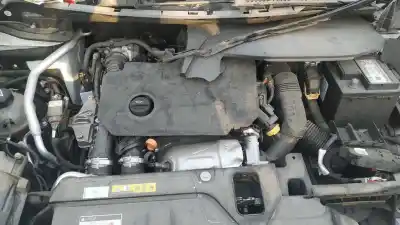 Veículo de Sucata peugeot 3008 allure do ano 2018 alimentado yh01