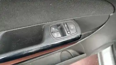 Veículo de Sucata opel corsa d cmon do ano 2011 alimentado a14xer