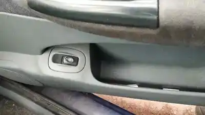 Здавання транспортного засобу renault megane i scenic (ja0) 1.9 d alize року 1998 потужний f8q790