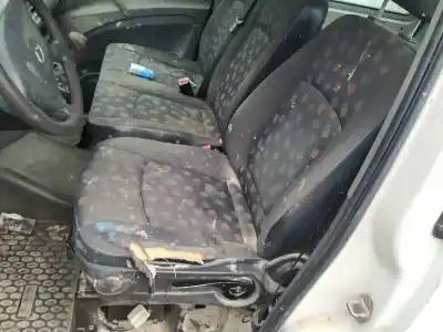 Sloopvoertuig mercedes-benz vito (w639) basic, combi 111 cdi compacto (639.601) van het jaar 2005 aangedreven 646982