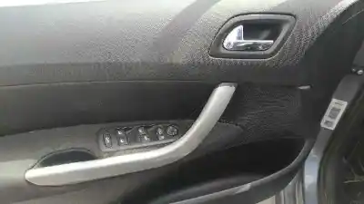 Veículo de Sucata peugeot 308 1.6 16v do ano 2007 alimentado 5fw