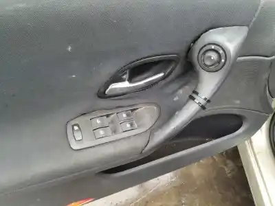 Здавання транспортного засобу renault laguna ii (bg0) pack authentique року 2005 потужний f9q d6